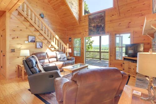 Peaceful Mineral Bluff Vacation Rental with Hot Tub in Mineral Bluff, USA