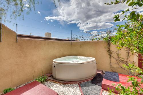 Adobe Escape with Views - Near Taos Ski Valley! - image 5