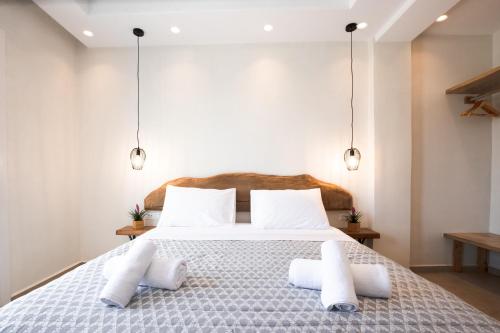 Bed, Magic View Suites Mykonos in Mykonos