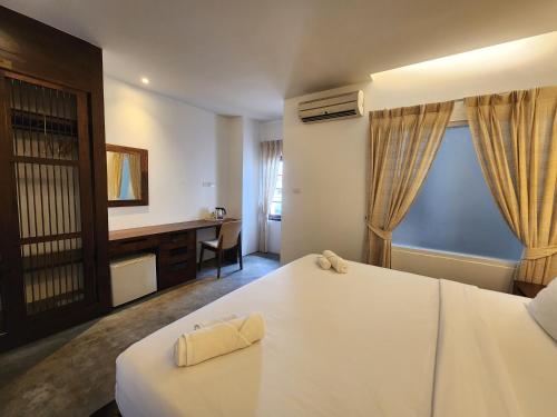 The Peaberry Boutique Hotel Room Type - Superior King Room