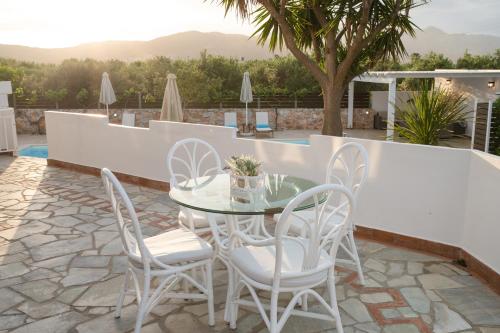 Villa Tranquilla near Rapaniana Beach