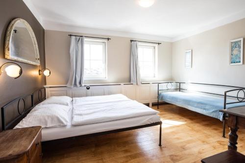 Sir Toby's Hostel - image 8