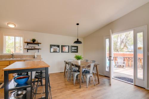 Escalante Home with Hot Tub - Near Natl Parks! - image 10