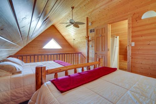 Lakefront Columbia Cabin with Dock and Peaceful Views! - image 5