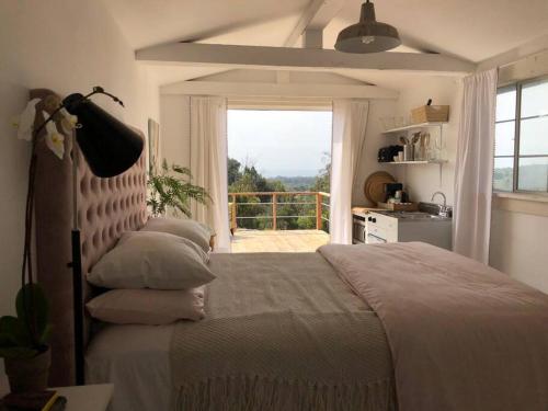 Cozy Malibu Getaway, Short Drive to Beach & Hike