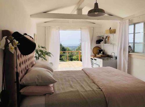 Cozy Malibu Getaway, Short Drive to Beach & Hike