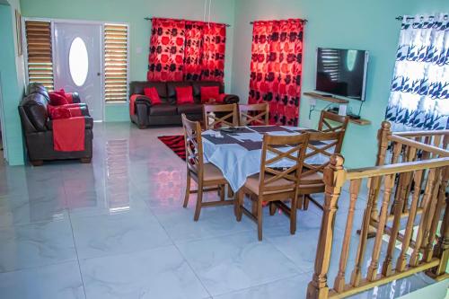 The Hamilton's Nature Villa in Saint Ann's Bay