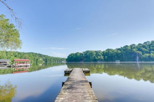 . Lakefront Kingsport Home w/ Private Hot Tub!