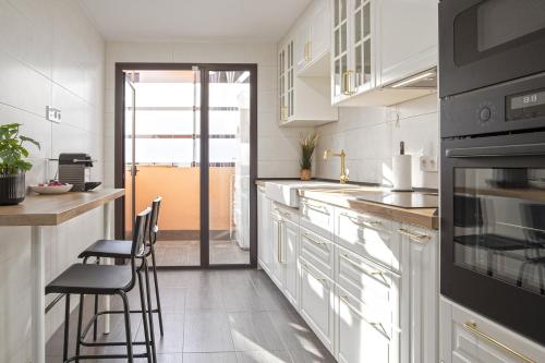 ห้องครัว, -MalagaSunApts-SkyGarden Teatinos Pool Playground in เปอร์โต เดอ ลา ทอร์เร