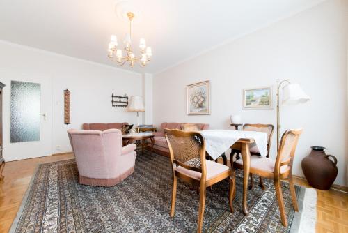Private Apartment, Hanower