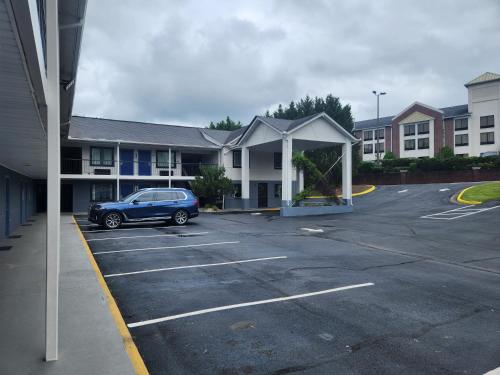 Days Inn by Wyndham Dahlonega University Area