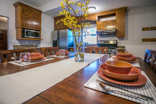 Cottage in the City - Historic Charm, Modern Touch in Saint Paul, USA