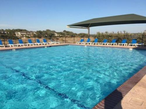 Lake Travis Oasis next to Pool, Marina, Boat ramp in Point Venture (TX)