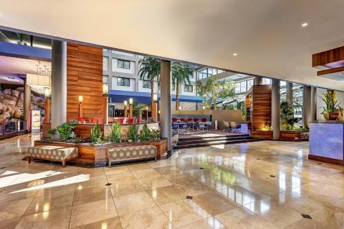 Hotels Near Oracle Park  Crowne Plaza San Francisco