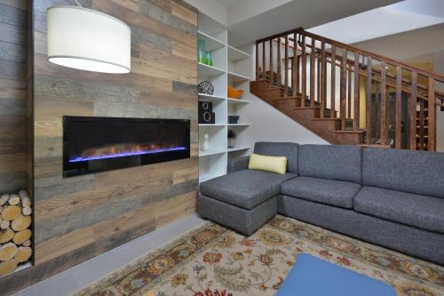 Country Inn & Suites by Radisson Asheville West - image 11