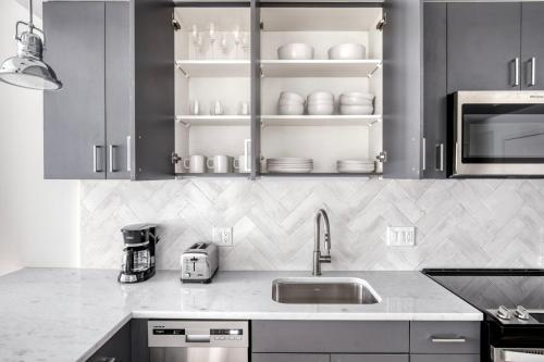 NoMa 1br w wd concierge gym nr Metro WDC-647 in Washington, USA