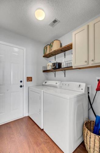 Magnolia House of N Charleston Magnolia House of N Charleston