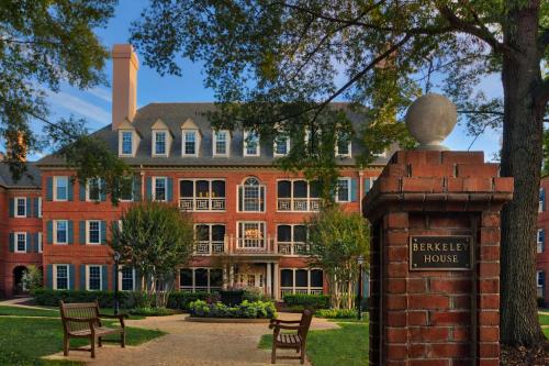 Marriott's Manor Club at Ford's Colony