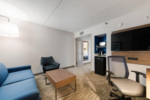 Holiday Inn Express NAPERVILLE