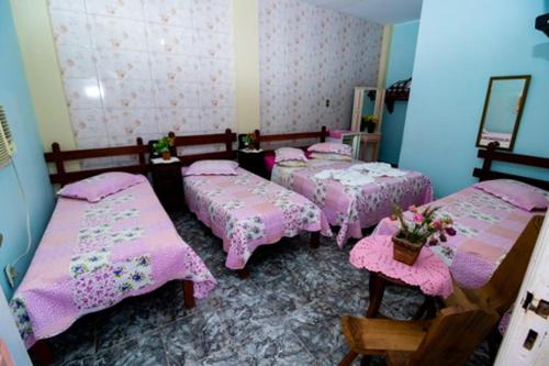 1 double bed, 3 twin beds