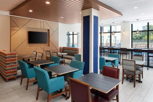 Holiday Inn Express & Suites - Gulf Breeze - Pensacola Area an IHG Hotel - image 11