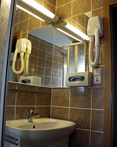 Hotel Smaragd – Prague, PA