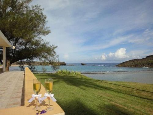 The Views Will Take Your Breath Away - Romantic Villa on the Beach in Arecibo