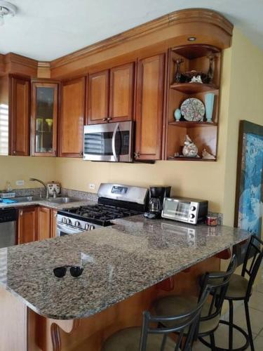 The Views Will Take Your Breath Away - Romantic Villa on the Beach in Arecibo