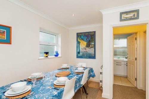 Sea Grove - image 14