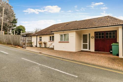 Sea Grove - image 13