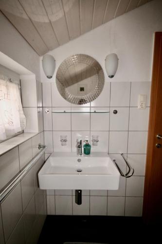 Apartment Bol 2904a - image 3