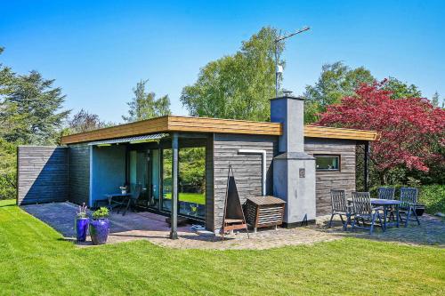  Lovely Holiday Home Close To Town And Beach, Pension in Græsted