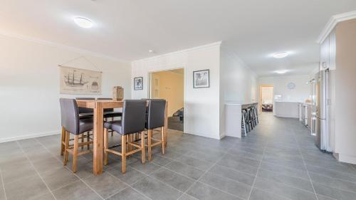 Two-Bedroom Apartment image 10