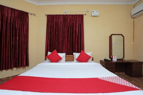 OYO Flagship 24110 Pink Villa Guest House