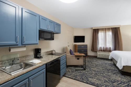 Candlewood Suites Chesapeake-Suffolk, an IHG Hotel