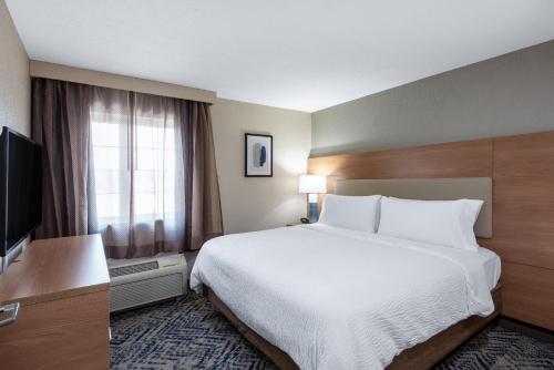 Candlewood Suites Chesapeake-Suffolk, an IHG Hotel