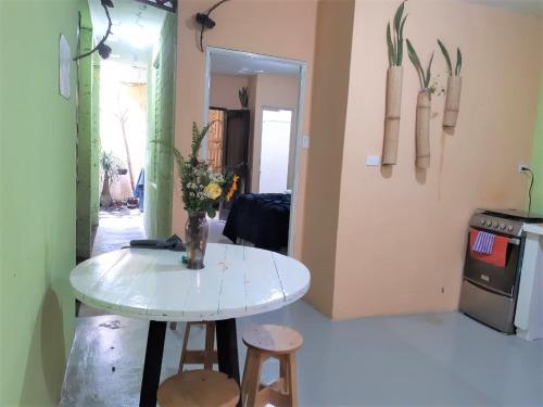 COMFY furnished private apartment.Netflix/internet in Chimaltenango