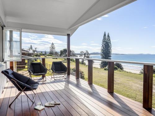 Aqua Vista - Beach front location - Sandon River