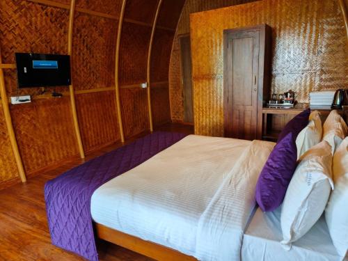 Superior Chalet image 9