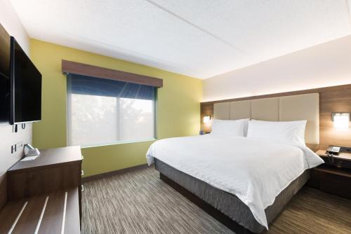 Holiday Inn Express NAPERVILLE