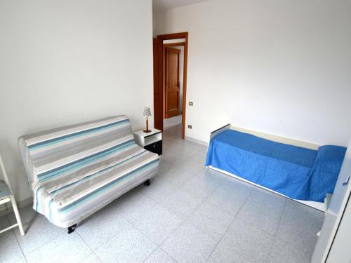 Charming Holiday Home Near The Beach With A Terrace; Parking Available Pets - image 10