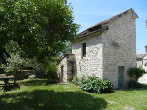 花園, gîtes de Combelcau, le Pigeonnier (gites de Combelcau, le Pigeonnier) in 卡斯泰爾諾蒙特拉蒂耶