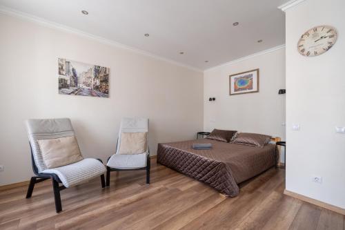 Top-Floor Studio with Courtyard View in UNESCO Area, Murnieku street Residence, Ryga (zdjęcie 5)