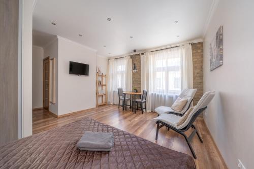 Top-Floor Studio with Courtyard View in UNESCO Area, Murnieku street Residence, Ryga (zdjęcie 3)