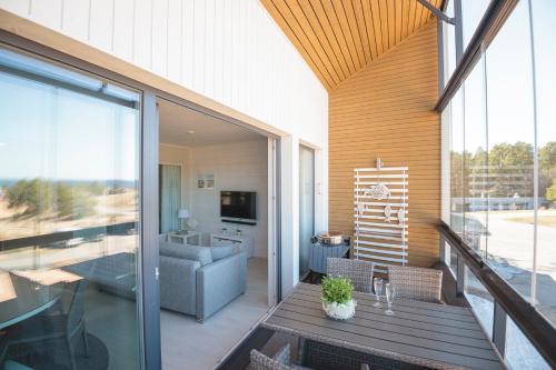 Balcony/terrace, Aurinkoranta Apartments by Hiekka Booking in Kalajoki