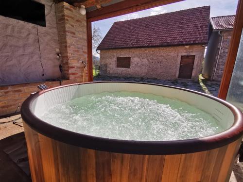 SOKOL - Secret forest house, Gračac (zdjęcie 4)