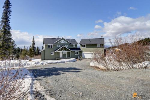 The Mountain Top Escape w/Scenic Views & Trails thumb 2