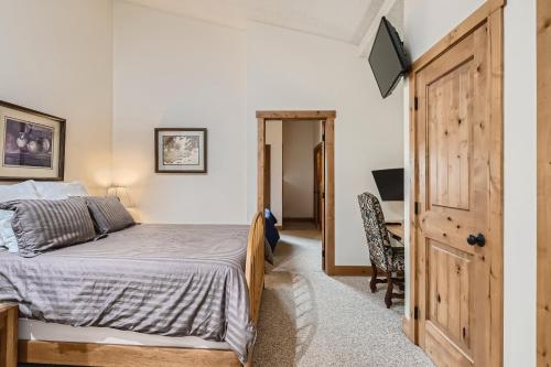 Ski Hill 8 Condominium - image 8