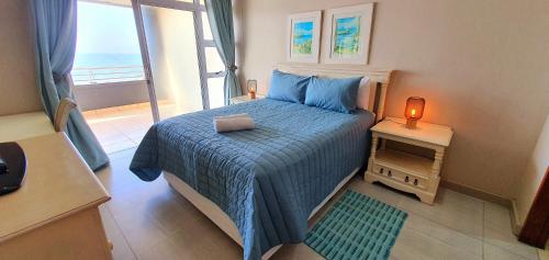 La Mer 8 - 6 Sleeper - Overlooking Margate Beach!