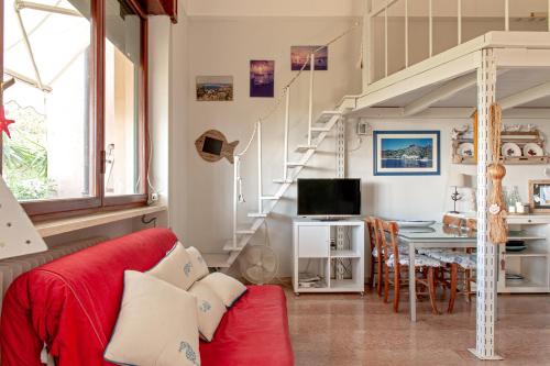  Piccola casa immersa nel verde, Unterkunft in Quercianella